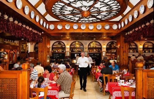 Paprika M1 Hotel - main image