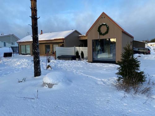 Vista exterior, Guesthouse with Sauna & Jacuzzi & Cold Water Tub in Nokia