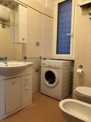[La casa di Fantozzi - 5 Stelle] Appartamento Elegante, Rome (photo 4)