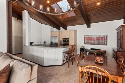 Enclave 306, Snowmass Ski-In/Ski-Out Condo w/Shared Pool/Hot Tub, Snowmass Village (photo 3)