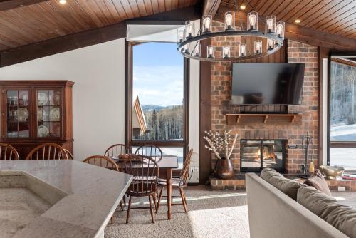 Enclave 306, Snowmass Ski-In/Ski-Out Condo w/Shared Pool/Hot Tub, Snowmass Village (photo 5)
