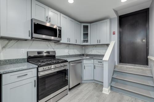 Alina & Fanny - Philadelphia Northern Liberties in Philadelphia Near Center