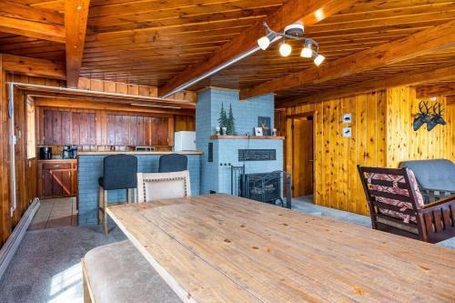2 Units on Fife Lake with Hot Tub-Sleeps 14 - main image