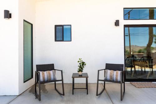 Modern Joshua Tree Village Home in Joshua Tree, USA