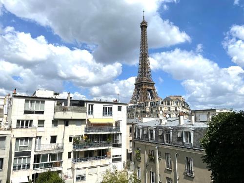 Superb flat with iconic Eiffel tower view - Location saisonnière - Paris