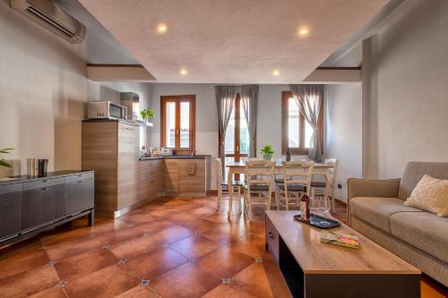 Sa Domo Apartments - image 7