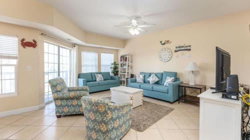 Pier Watch II 103 - 2nd Row - Large Condo - Cherry Grove Section
