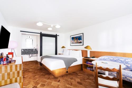 Short Stories Hotel Near The Grove, Лос-Анджелес