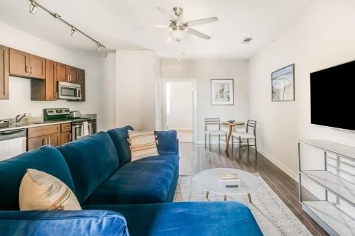 TWO CozySuites Classy Music Row Condos with parking in Nashville, USA
