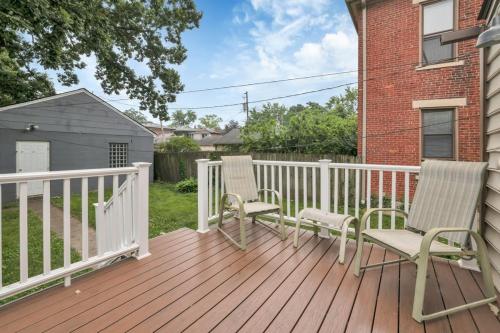 OSU and Short North 4 Bedroom Patio and Garage with EV