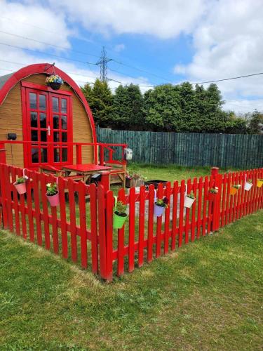 Glamping Pod in St Austell Sleeps 2 with Spa Pool in Luxulyan