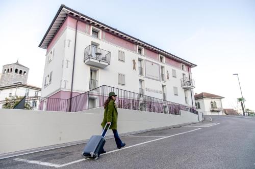 Unterkunft von außen, Miralago Locarno Easy Rooms in Locarno