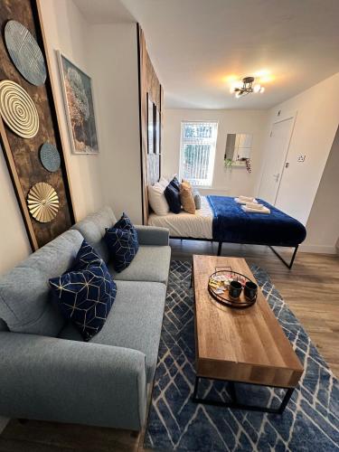 R4 - Luxury Studio Apartment within a shared house in Harborne Park Road - Birmingham, Birmingham (fotografie 3)