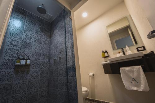 Grand Suite image 1