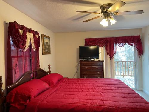 Penny’s Vette City AirB&B and Wedding & Event Venue in Bowling Green, USA