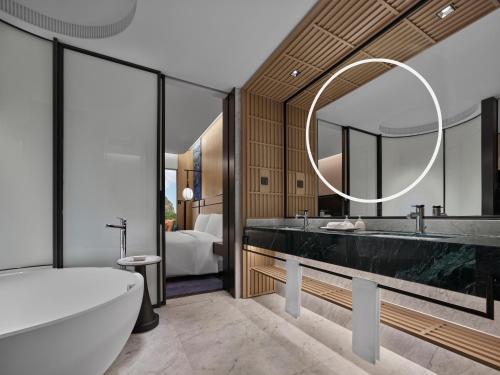 Vitality Room - Twin image 2