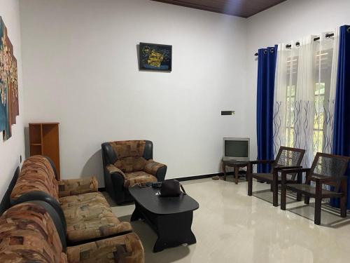 Family safari home stay