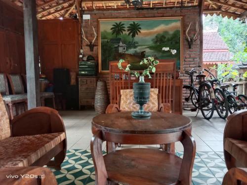 MAKCIK Heritage Villa & Cafe – Yogyakarta, MN