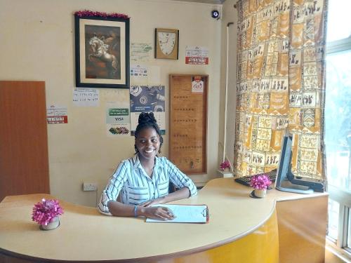 . THE DESERT ROSE HOTEL VOI