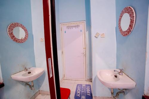 Zaira Residence By Occupied Zaira Residence By Occupied