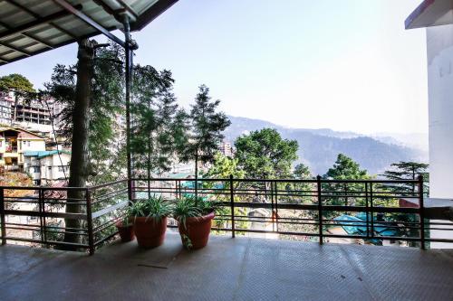 Hotel White Grand Shimla-near ISBT bus stand- Fully Air Conditioner