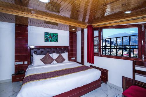 Hotel White Grand Shimla-near ISBT bus stand- Fully Air Conditioner