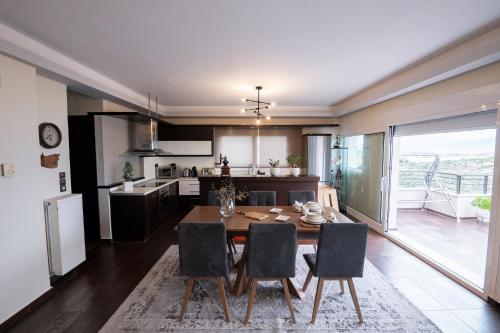 Cielo Hospitality, Volos