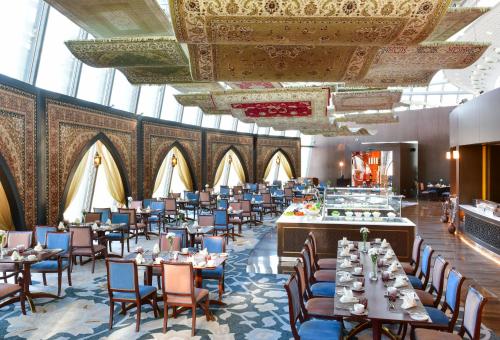 Restaurant, The Torch Doha in Aspire Zone - Sports City