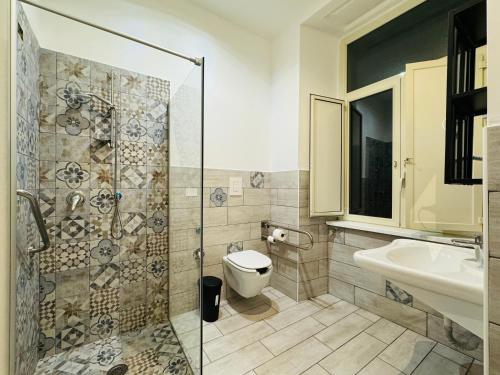 Bathroom, Hostel Mancini Naples in Stazione Centrale