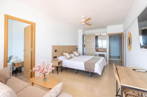 Two-Bedroom Studio Apartment with Sea Views image 10