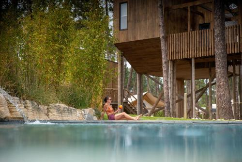 Bukubaki Eco Surf Resort - image 6