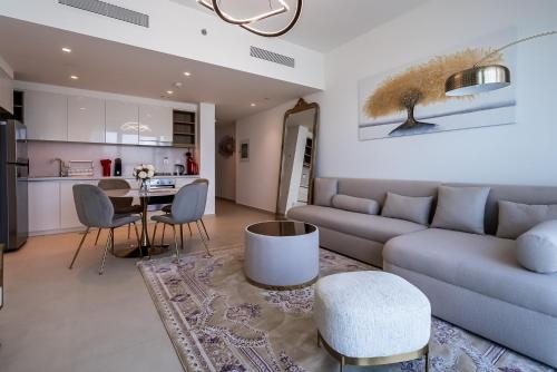 1 Bedroom apartment near Dubai Mall - image 3