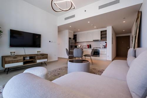 1 Bedroom apartment near Dubai Mall - image 4
