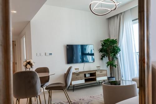 1 Bedroom apartment near Dubai Mall - image 6