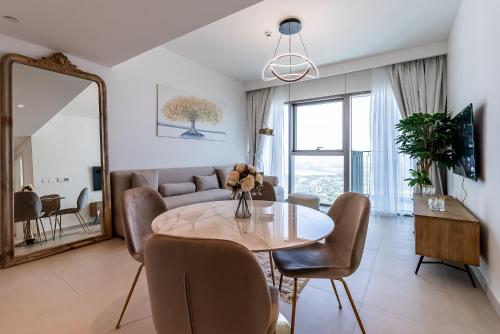 1 Bedroom apartment near Dubai Mall - image 7