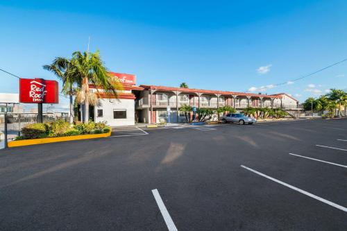 Red Roof Inn Los Angeles - Bellflower