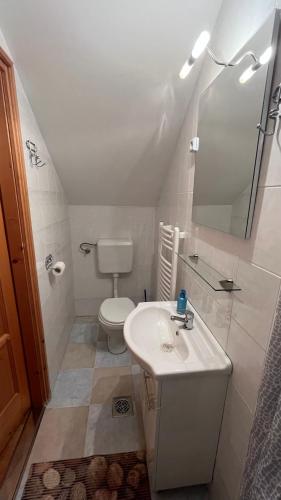Shower, Szelkakas Vendeghaz in Morahalom