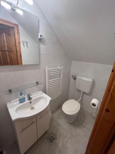 Shower, Szelkakas Vendeghaz in Morahalom
