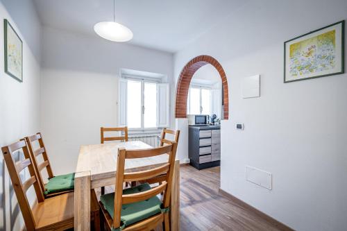 Roommo Via dei Pilastri giada - image 10