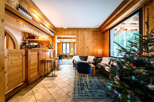 Restaurant, L'Arveyron Open House in Chamonix-Mont-Blanc
