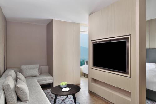 Junior Suite with M Club lounge access, Mountain view room in KATHMANDU MARRIOTT HOTEL