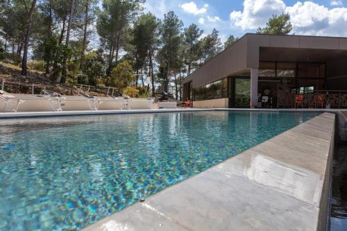 Villa Horizon 5* Piscine Jacuzzi - Location, gîte - Gémenos