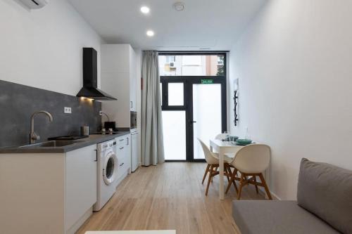 Nuevo loft en playa y cerca del centro, AC y Wifi 4