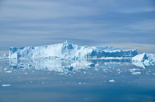 Modern seaview vacation house, Ilulissat