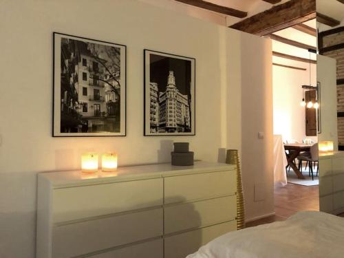 Loft con estilo y terraza en centro histórico, Valencie (fotografie 9)