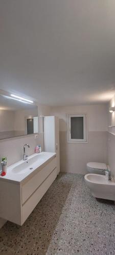 Apartment with one bedroom in Matino with terrace and WiFi 12 km from the beach - image 12