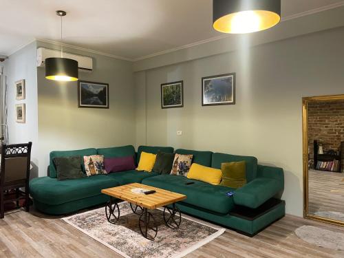 Bricks Apartment near Pazari i Ri, Tirana (photo 5)