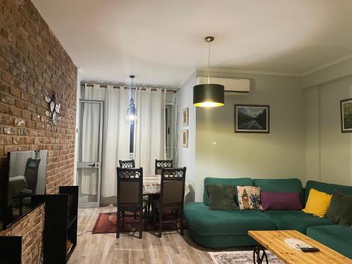 Bricks Apartment near Pazari i Ri, Tirana (photo 8)