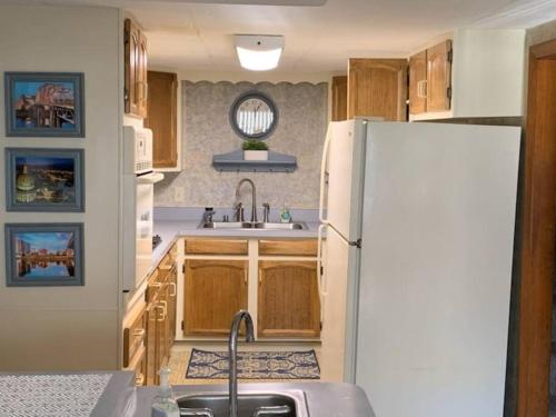 Hidden Treasure in เฮอริเคน (WV)