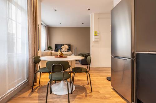 Facilities, Renovated Studio walking distance to Paris in Montrouge